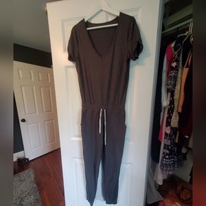 Vuori all day jumpsuit S